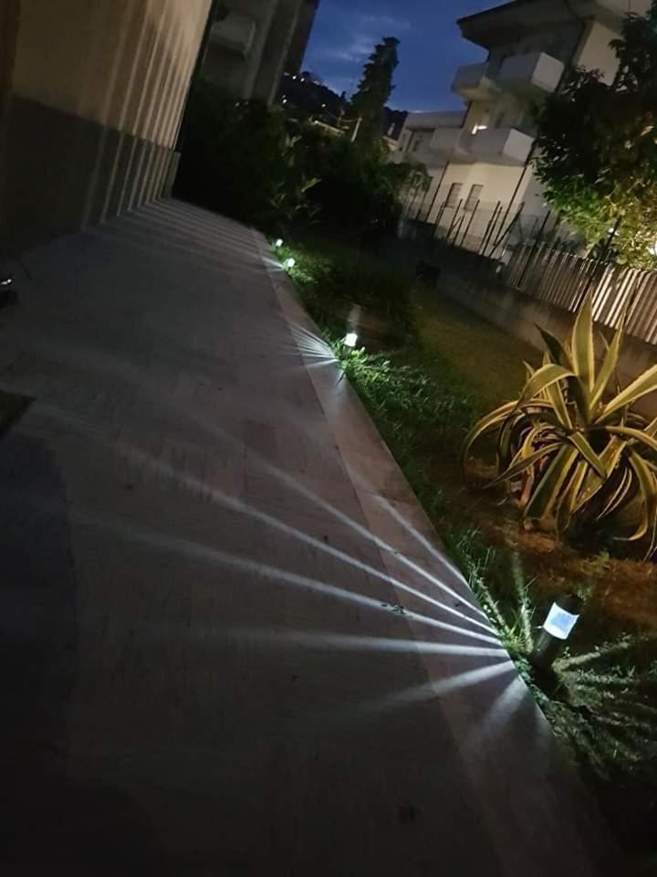 Tortoreto Casa Vacanze Darena מראה חיצוני תמונה
